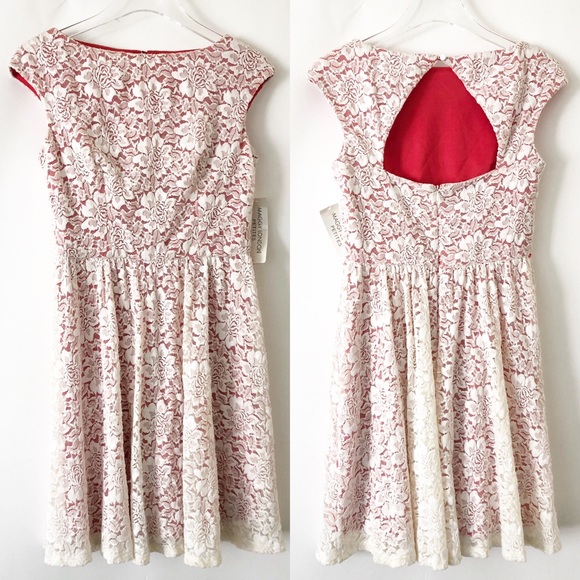 Maggy London Dresses & Skirts - Maggy London lace dress